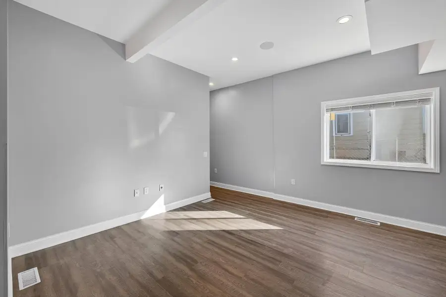 622 Bush Avenue, Saint Paul, MN 55130 - Image #3