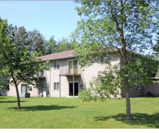 325 Summit Avenue W, Blackduck, MN 56630 - Image #2