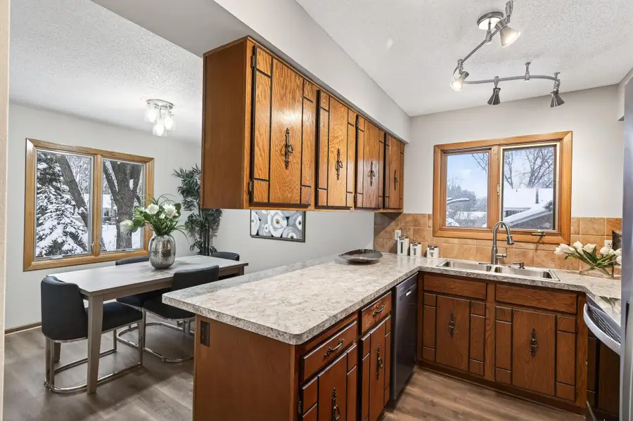 10549 Lancaster Lane N, Maple Grove, MN 55369 - Image #2