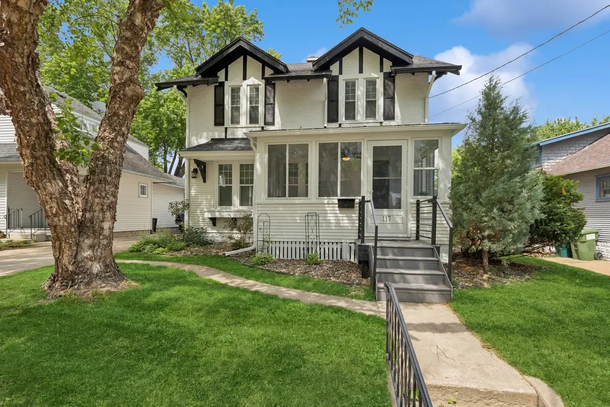 117 9th Avenue Nw, Rochester, MN 55901 - #1