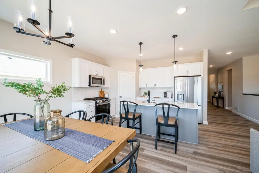 8660 Edmonson Way Ne, Monticello, MN 55362 - Image #2