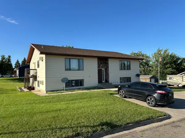 411 11th Avenue W, Lisbon, ND 58054