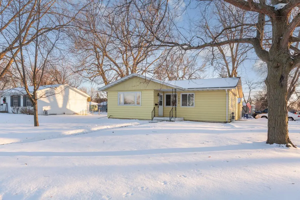 1221 Home Place, Faribault, MN 55021 - Image #1