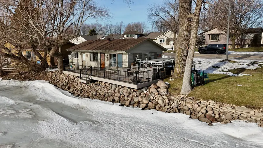 1111 W Lake Avenue, Worthington, MN 56187 - Image #2