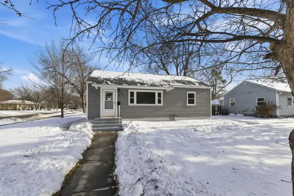 5654 Bryant Avenue N, Brooklyn Center, MN 55430