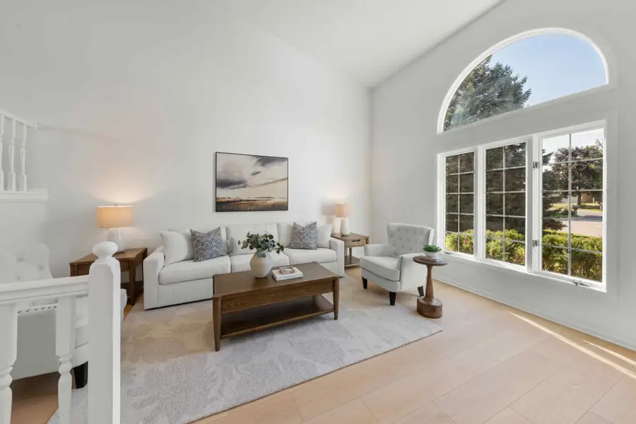 4124 New York Avenue, Eagan, MN 55123 - Image #2