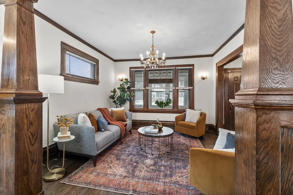 137 9th Avenue S, South Saint Paul, MN 55075 - Image #1