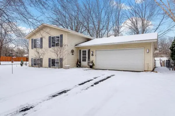 8556 Hiawatha Avenue, Eden Prairie, MN 55347