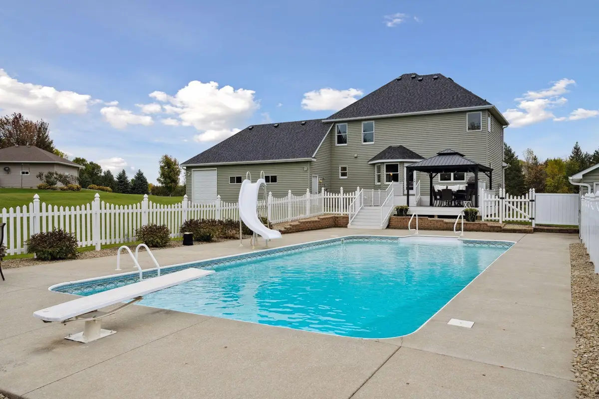 819 Belanger Avenue Nw, Buffalo, MN 55313 - Image #1