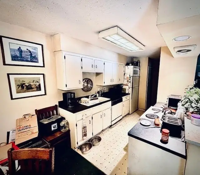 6843 York N, Brooklyn Center, MN 55429 - Image #3