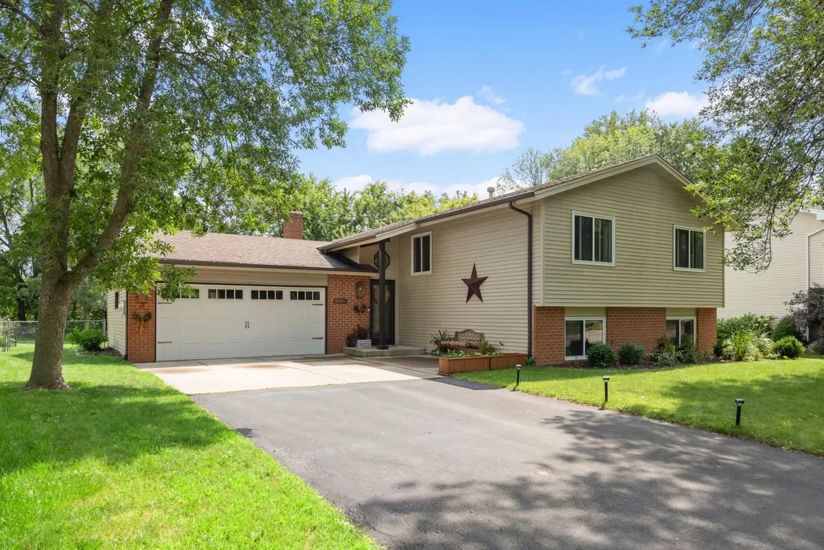 8920 Darnel Road, Eden Prairie, MN 55347 - Image #1