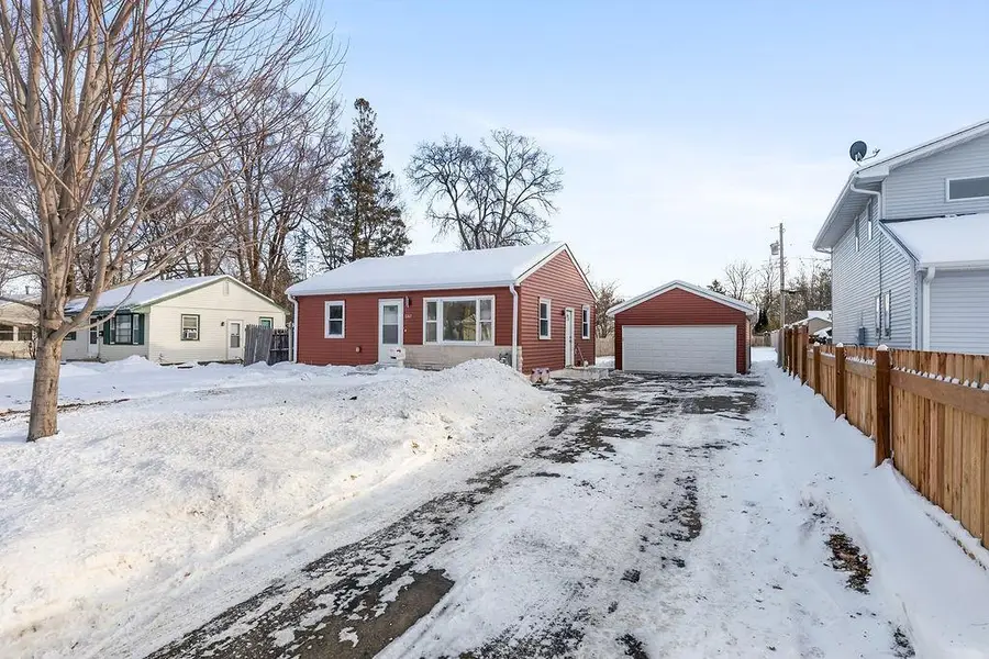 5242 Louisiana Avenue N, Crystal, MN 55428 - Image #3