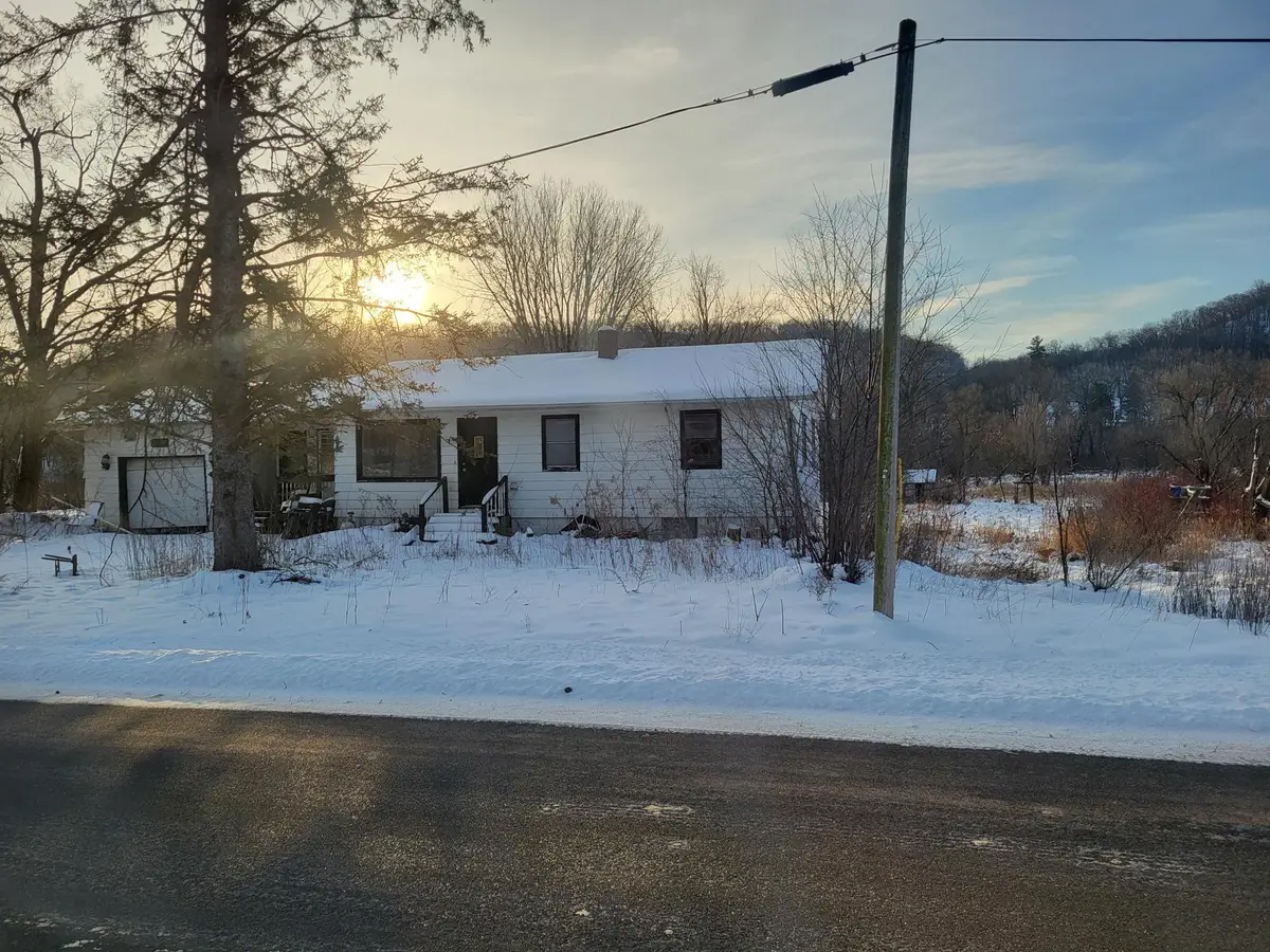 22867 S Main Drive, Rollingstone, MN 55969 - Image #1