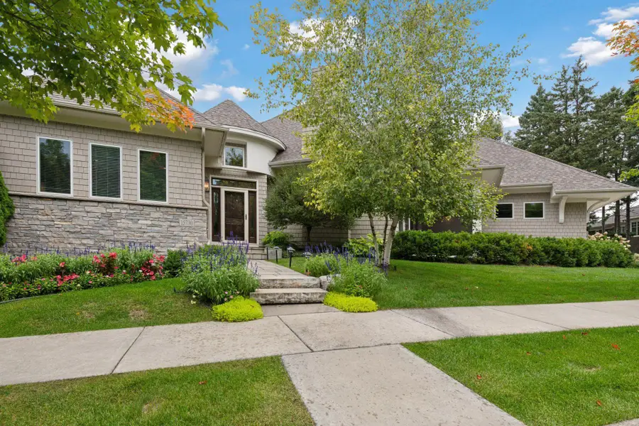 15730 Portico Drive, Minnetonka, MN 55391 - #2