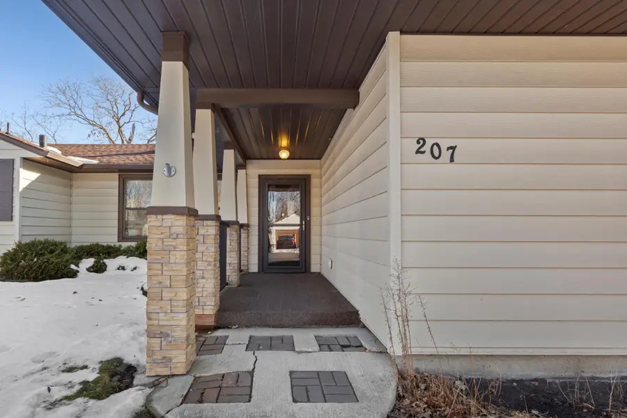 207 Shumway Avenue, Faribault, MN 55021 - Image #2