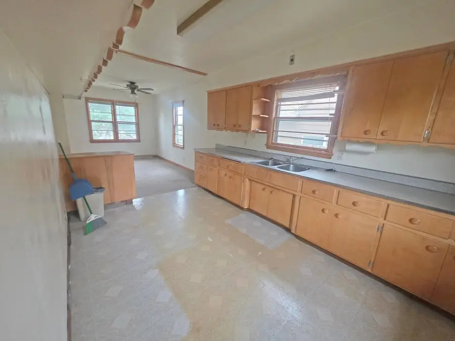 716 E 37th Street, Hibbing, MN 55746 - Image #2