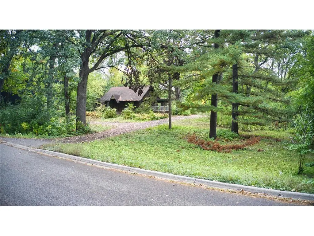 11300 Park Ridge Drive W, Hopkins, MN 55305 - #1