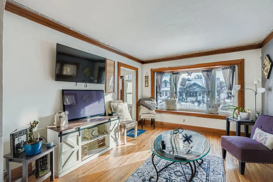 971 Thomas Avenue, Saint Paul, MN 55104 - Image #2