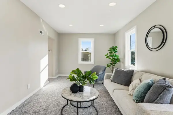 747 Buchanan Street Ne, Minneapolis, MN 55413