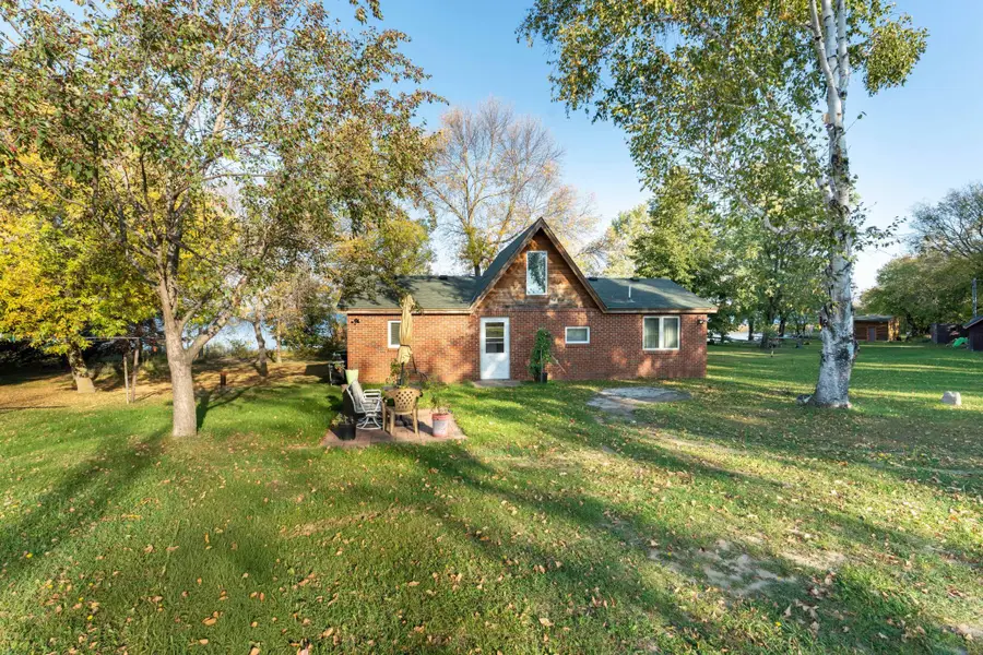 37084 Hackberry Point Road, Richville, MN 56576 - Image #3