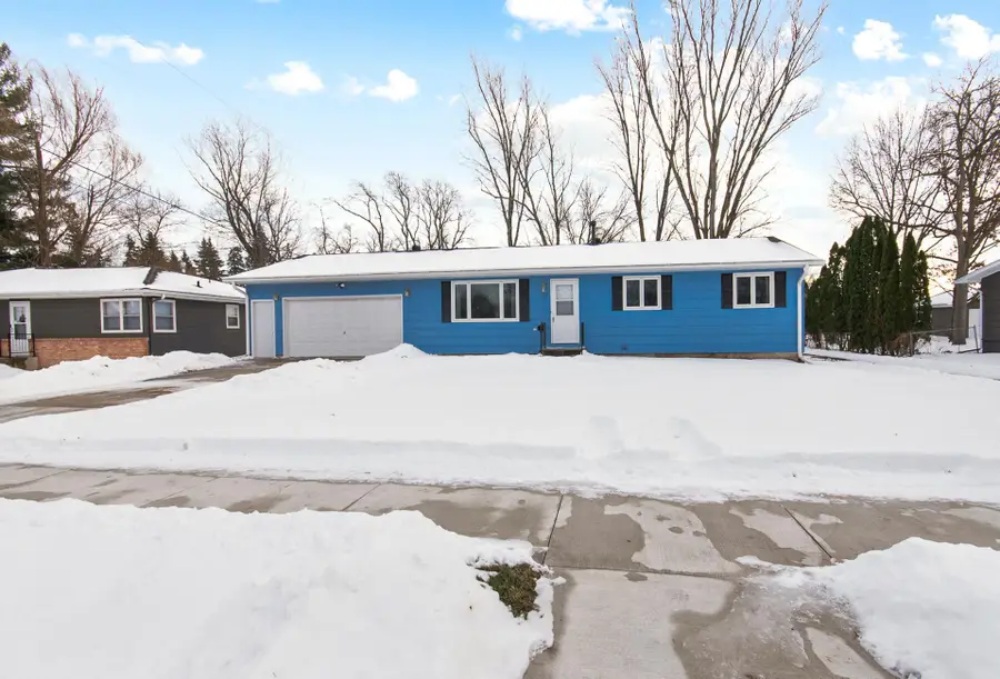 205 Linden Place S, Northfield, MN 55057 - Image #2