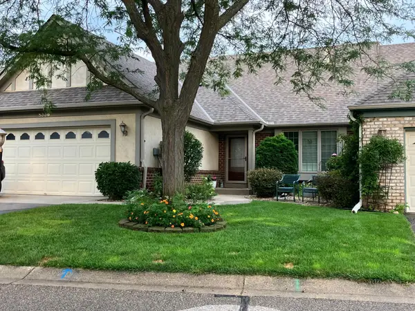 8336 Suffolk Drive, Chanhassen, MN 55317