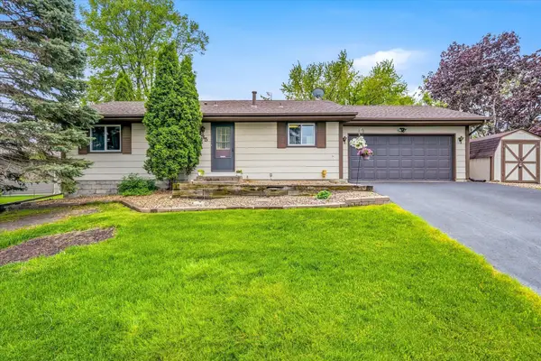 8435 Shadyview Lane N, Maple Grove, MN 55311