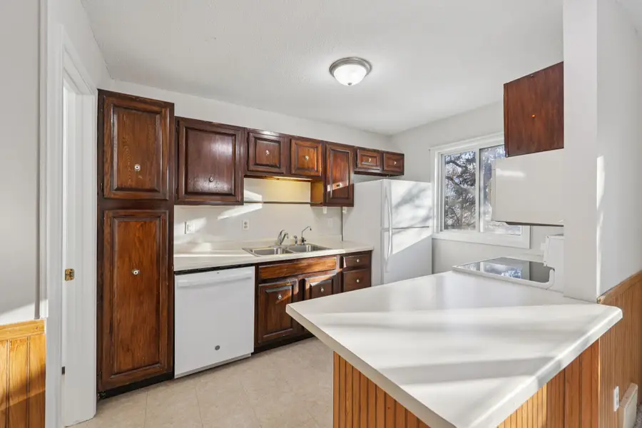 13621 Heather Hills Drive, Burnsville, MN 55337 - Image #3