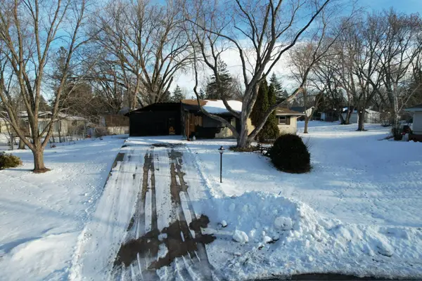 6048 Allen Circle, New Hope, MN 55428