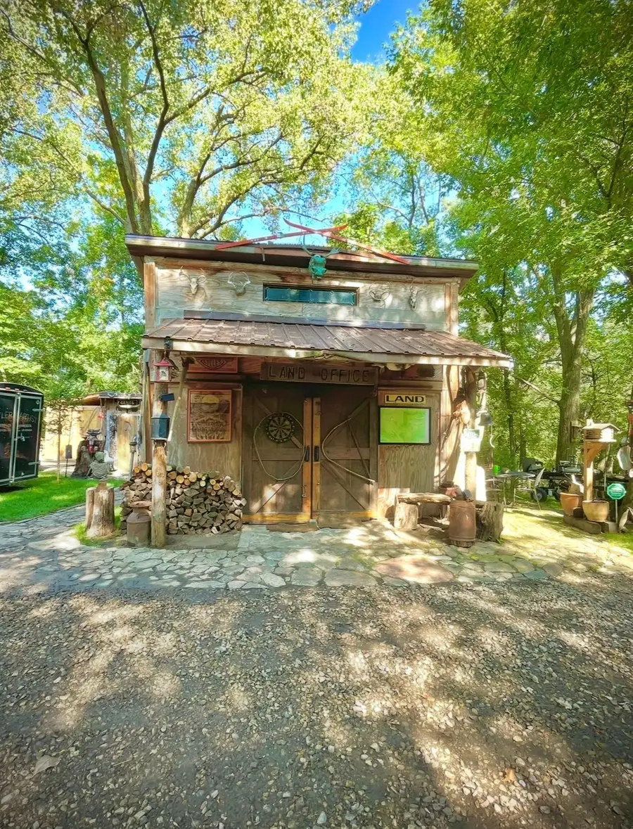 na Na, Albert Lea, MN 56007 - Image #2