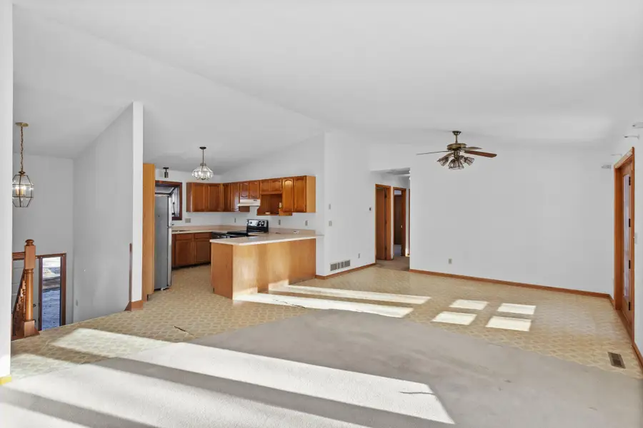 17581 Lorence Way, Eden Prairie, MN 55346 - Image #2