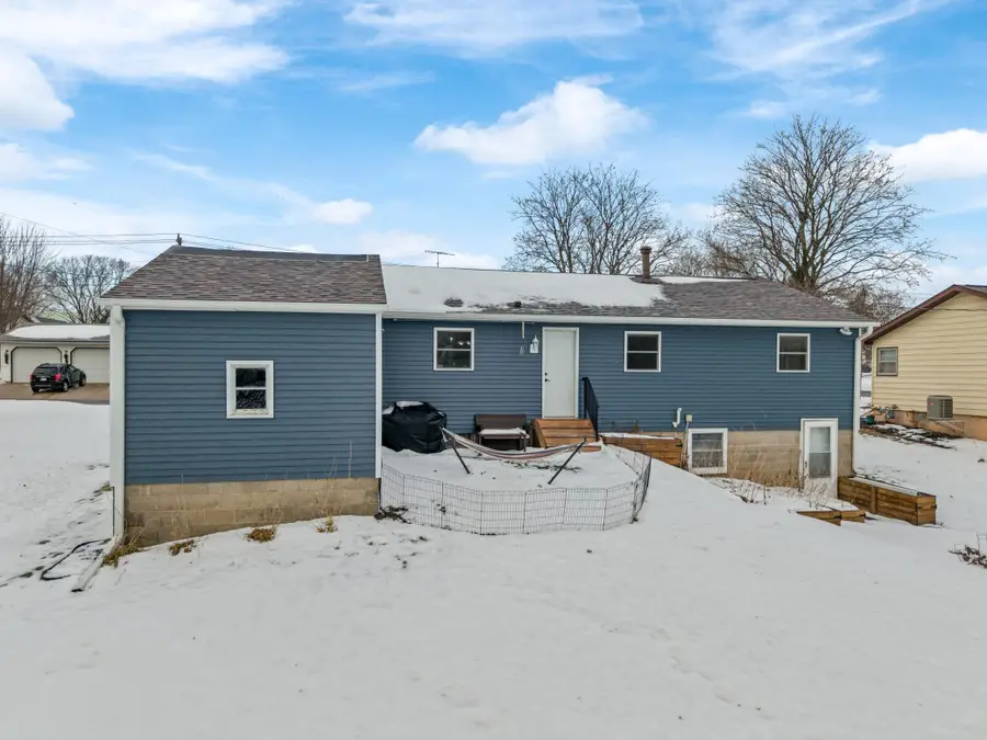 115 3rd Street Se, Plainview, MN 55964 - Image #3