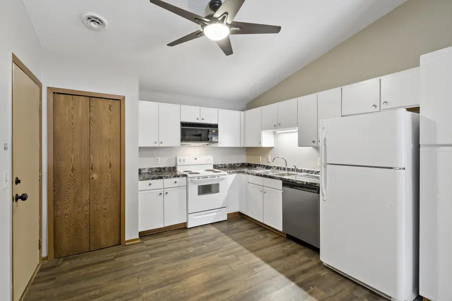 3650 Gershwin Lane N, Oakdale, MN 55128 - Image #3