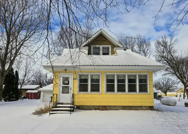 521 Washington Avenue, Holland, MN 56139
