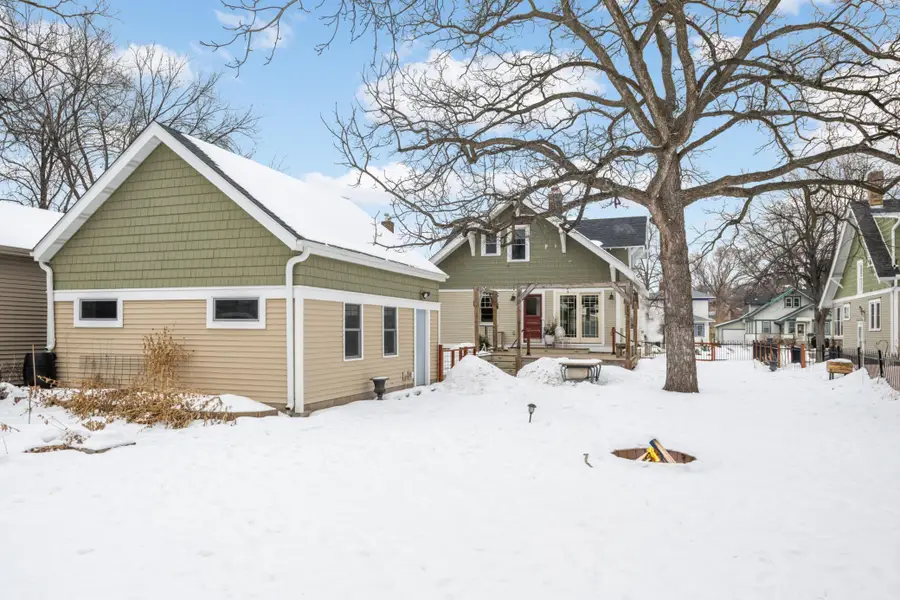 1666 Hubbard Avenue, Saint Paul, MN 55104 - #2