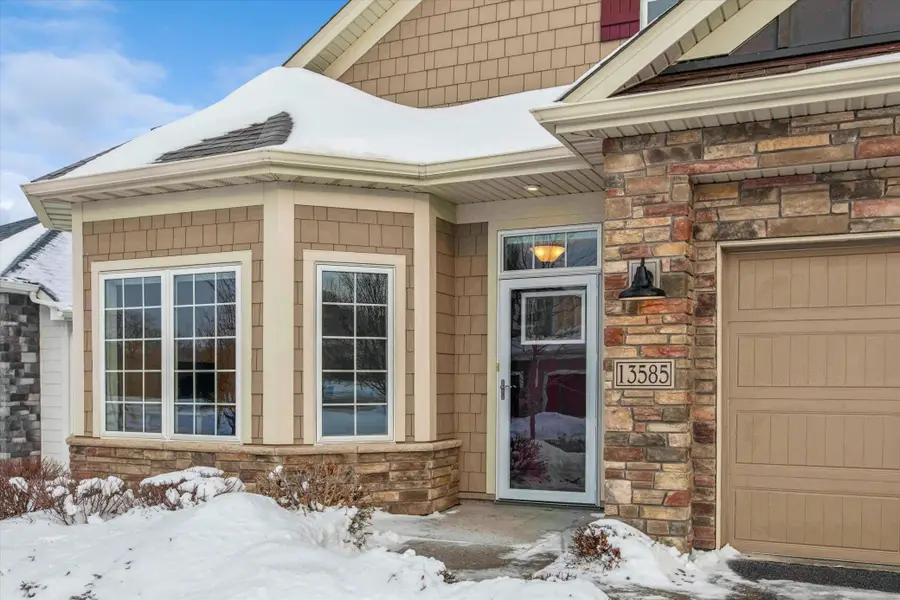 13585 Crownline Drive Ne, Prior Lake, MN 55372 - Image #2