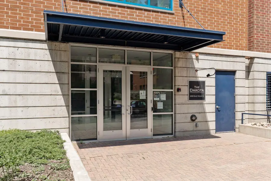 209 8th Street E #201, Saint Paul, MN 55101 - Image #3