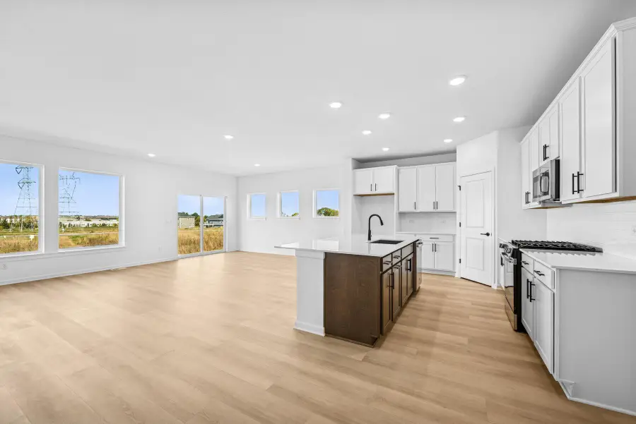 2995 Trinity Drive, Shakopee, MN 55379 - Image #2