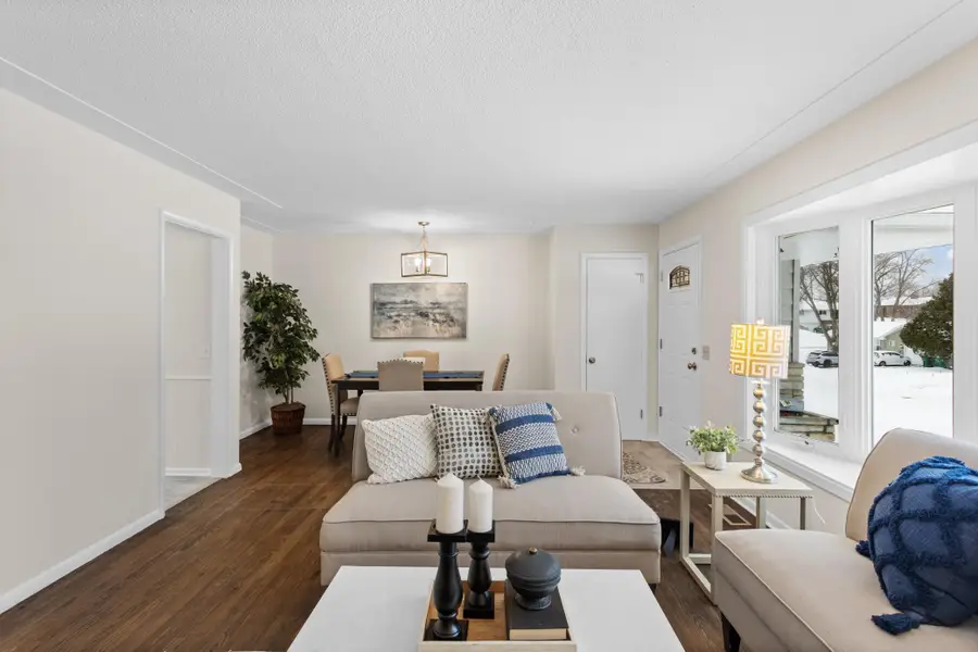 3933 Edgewood Avenue N, Crystal, MN 55427 - Image #3