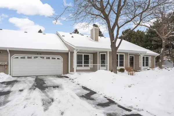 14713 Oak Run Lane, Burnsville, MN 55306