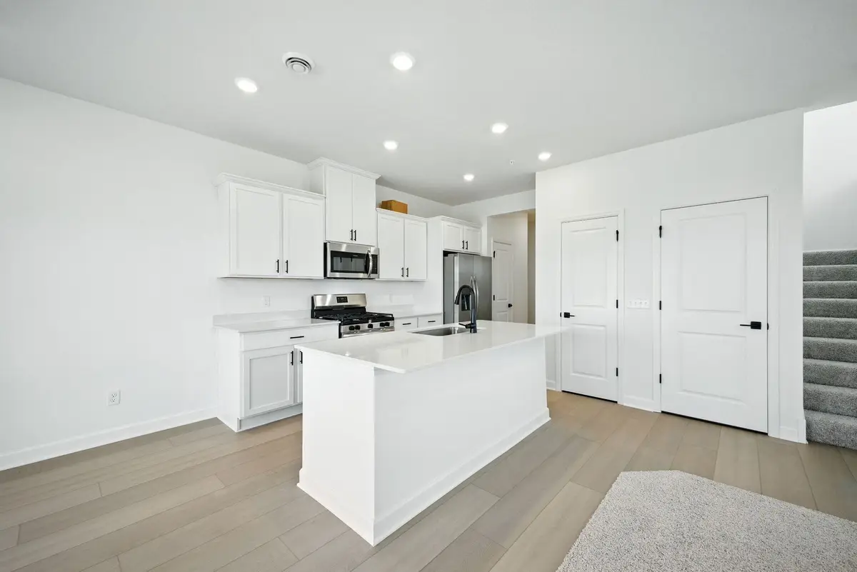 180 Huntington Drive, Waconia, MN 55387 - Image #1