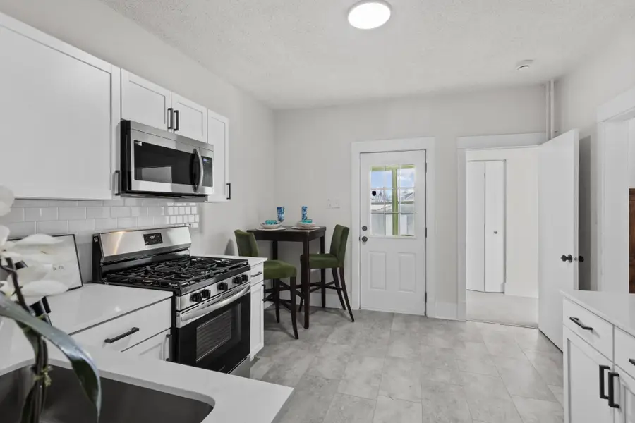 834 Blair Avenue, Saint Paul, MN 55104 - Image #3