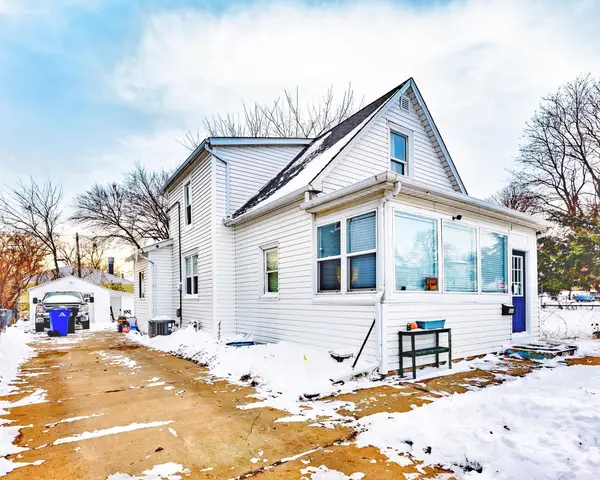 366 Topping Street, Saint Paul, MN 55117