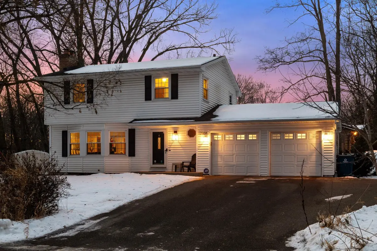 2908 Cedar Knoll Court, Minnetonka, MN 55305 - Image #1