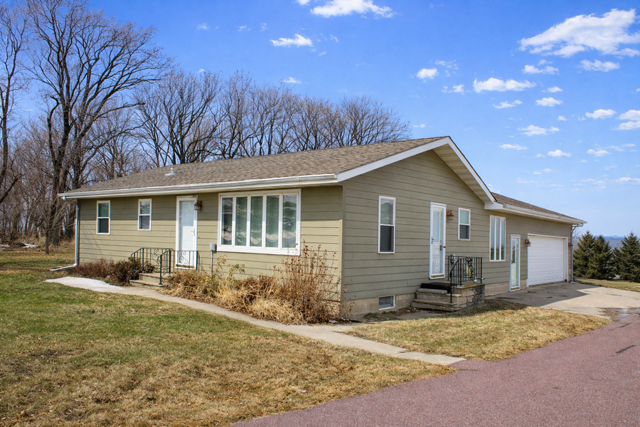 62328 340th Street, Butterfield, MN 56120 - Image #3