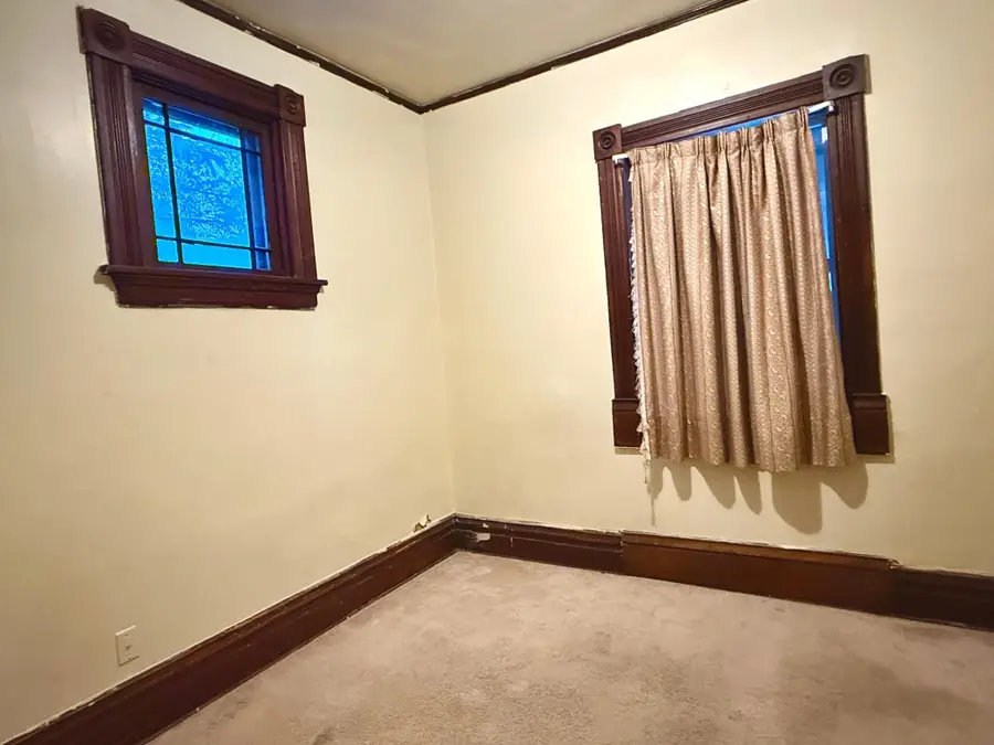 1034 Reaney Avenue, Saint Paul, MN 55106 - Image #2