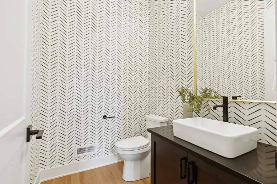 5805 Kellogg Avenue, Edina, MN 55424 - Image #3