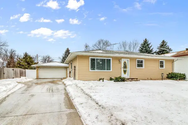 419 Brook Avenue, Moorhead, MN 56560
