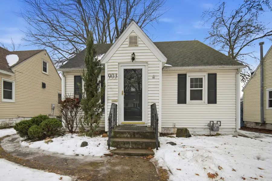 903 11th Avenue Sw, Austin, MN 55912 - Image #2