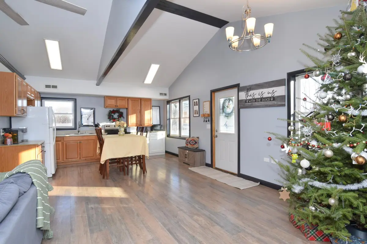 285 Pokegama Avenue W, Henriette, MN 55036 - Image #1